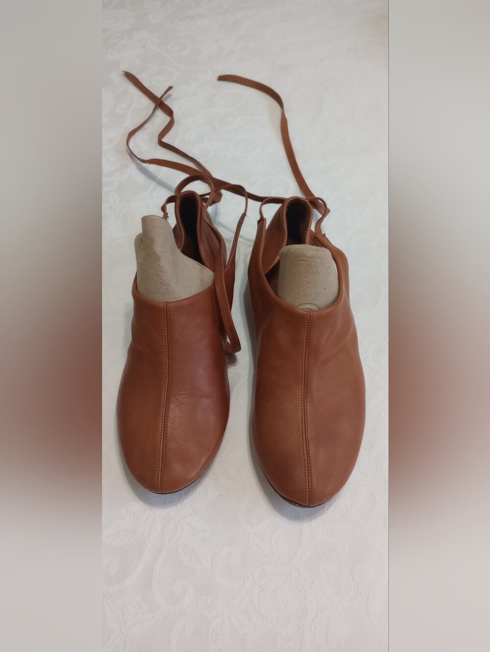 Mariano Bress Leather Ankle-Tie Shoes - Picture 2 of 10